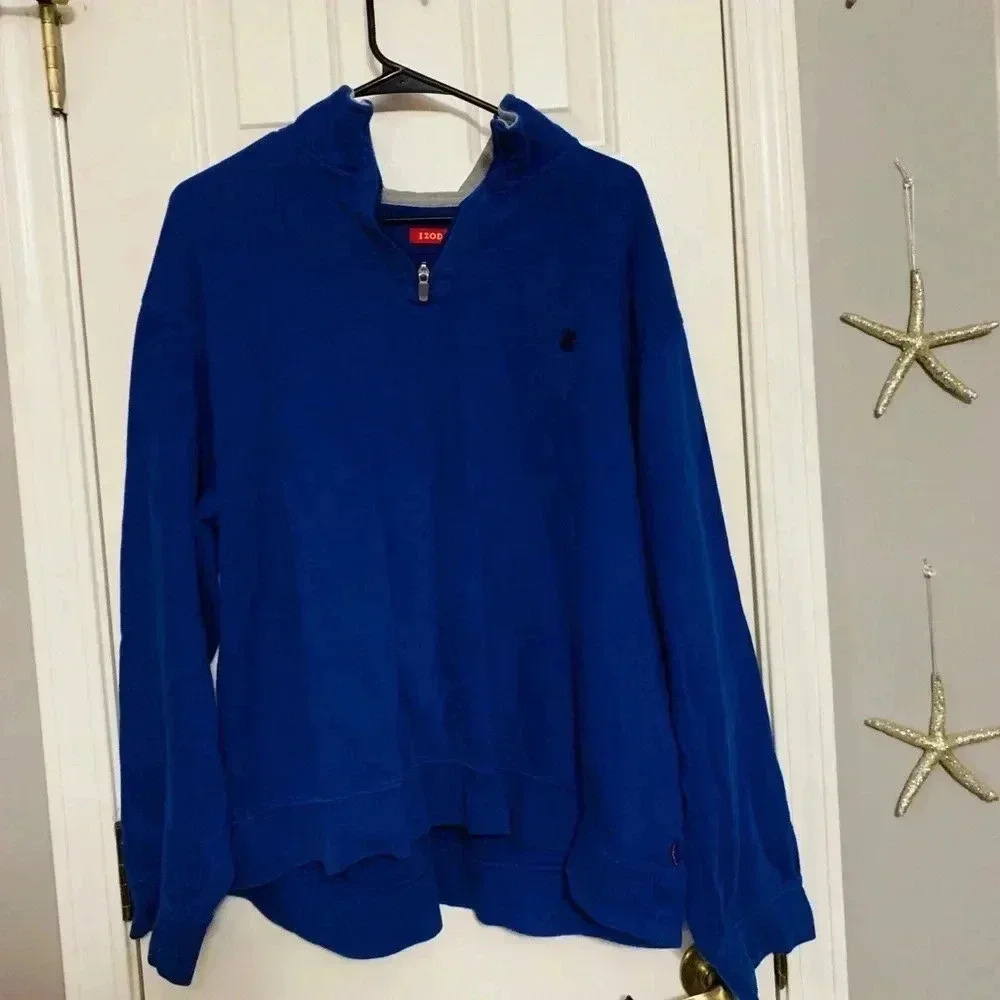 🧾 IZOD Quarter Zip